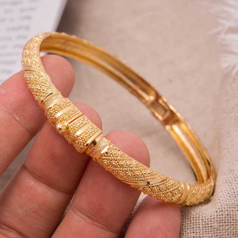 Gold Plated Bracelets Dubai Jewelry - Elegant and Noble