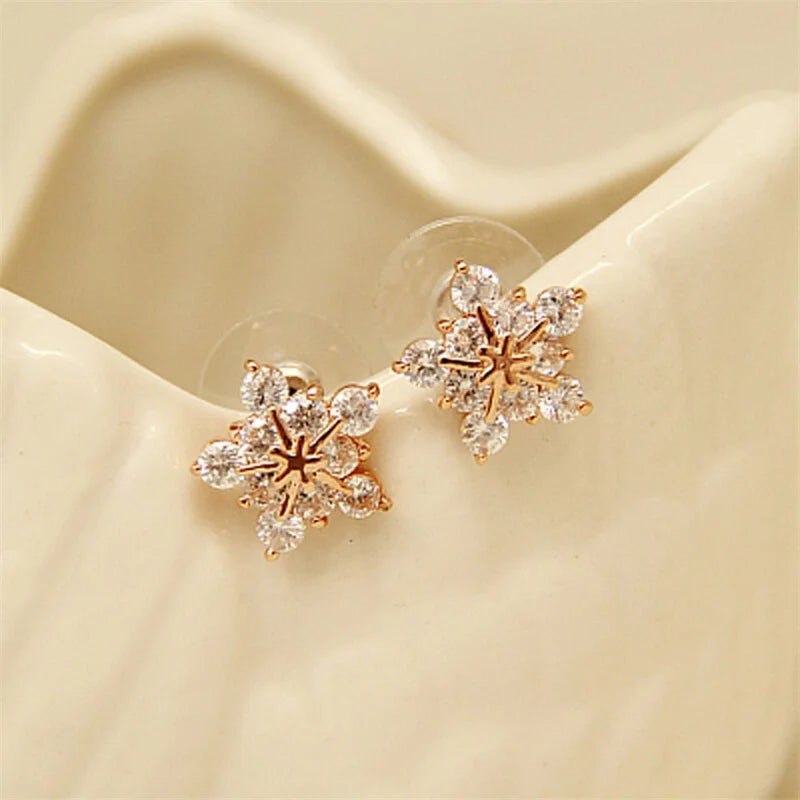 Exquisite Zircon Snowflake Stud Earrings for Women Girls